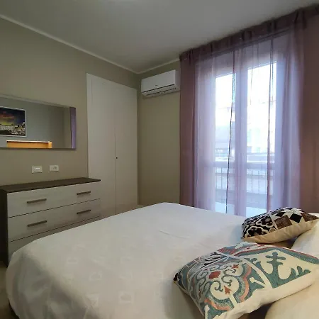 Domus Lingotto 公寓 *